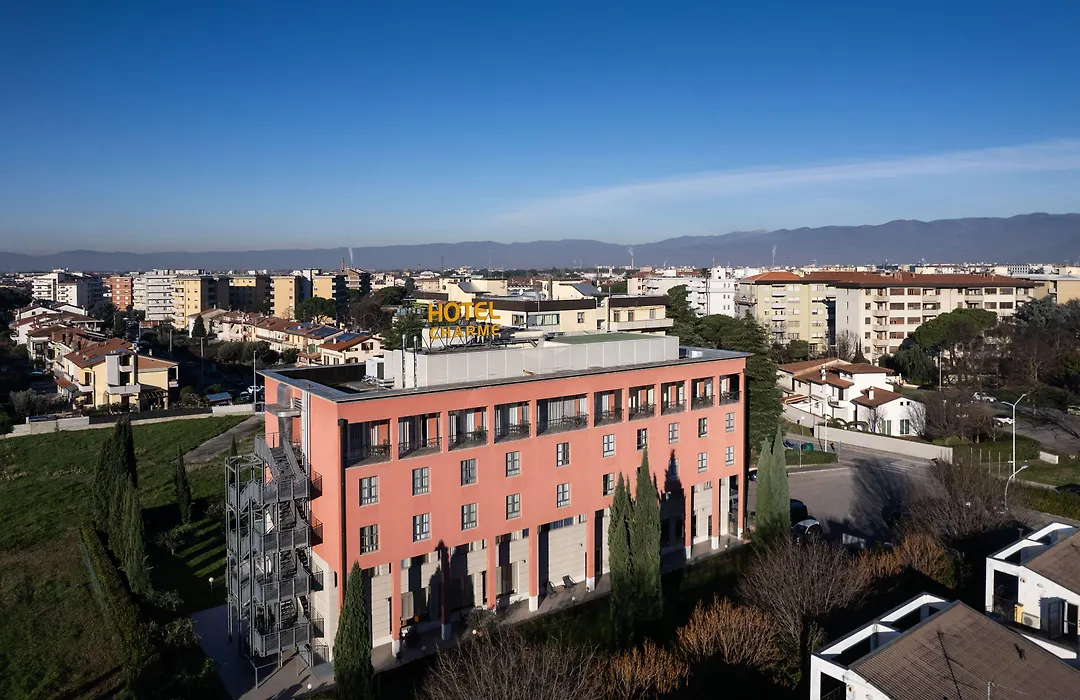 Charme Hotel-1