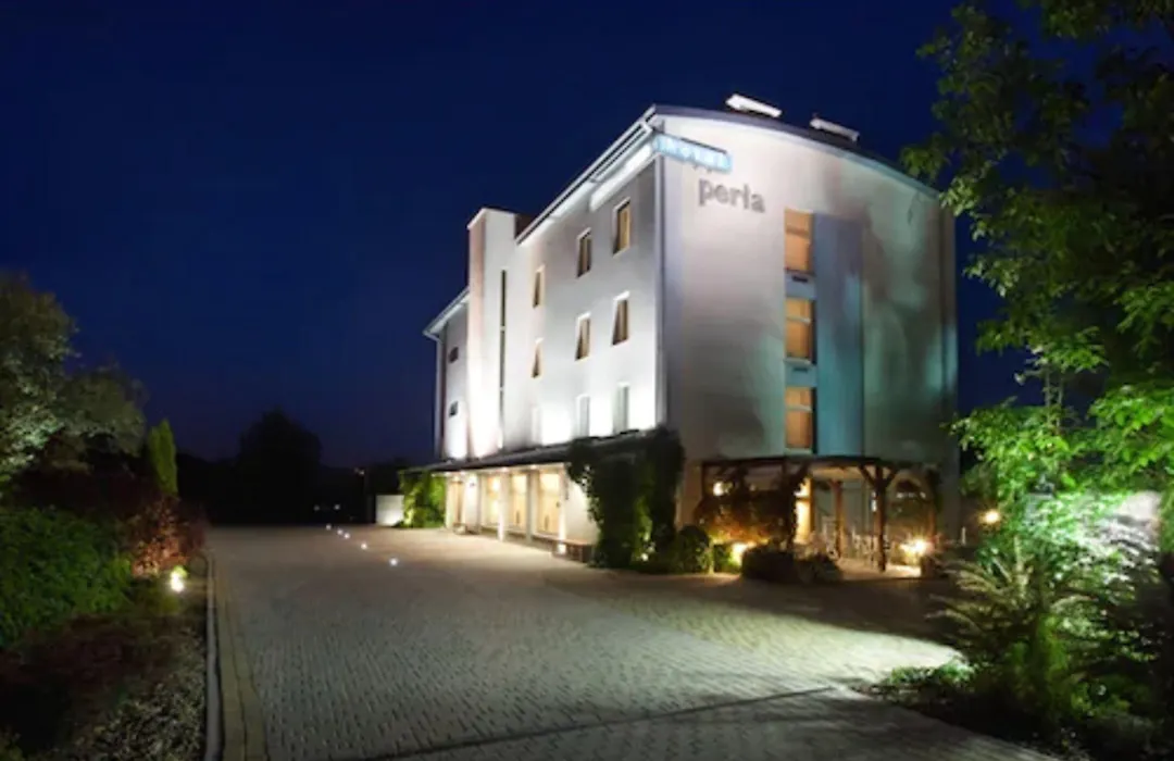 Hotel Perła-1