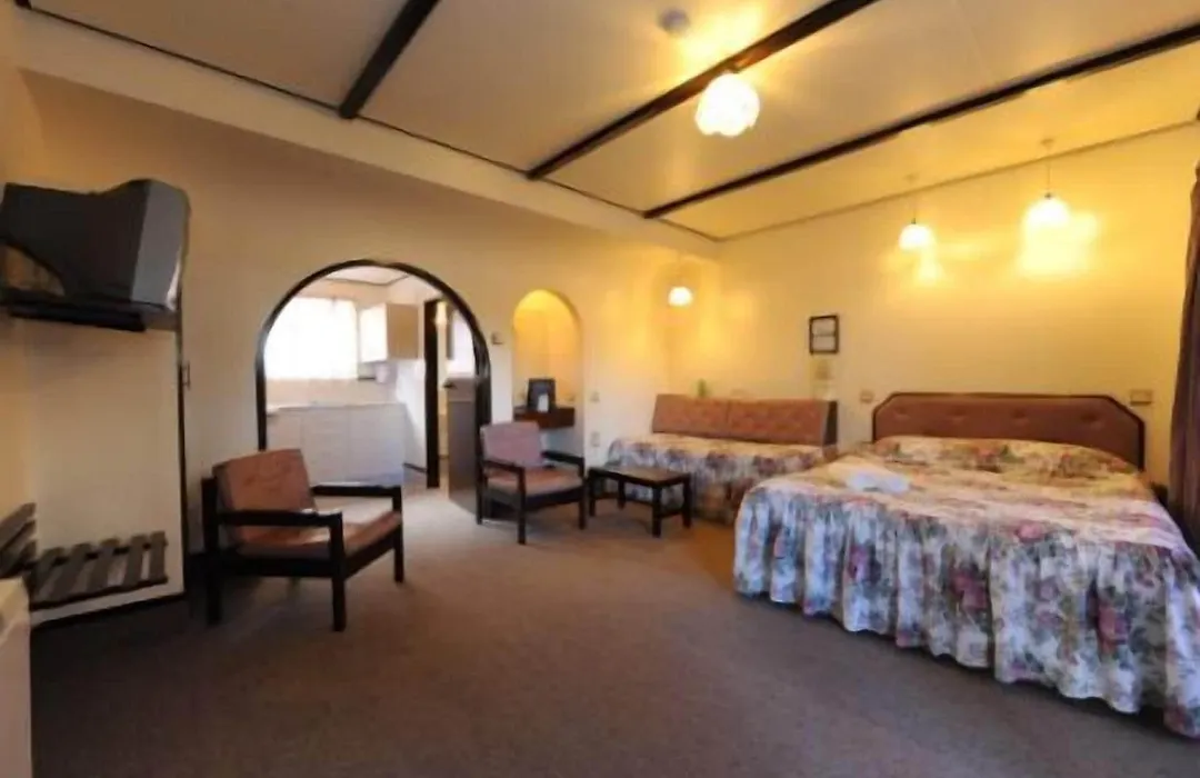 Alcala Motor Lodge-1