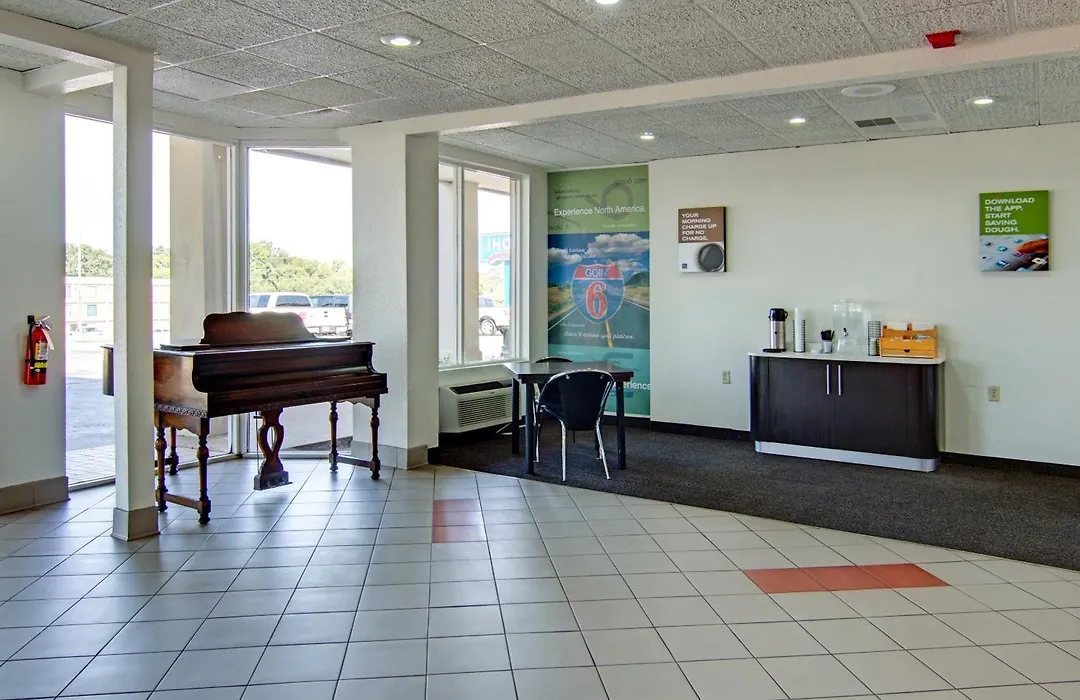 Motel 6-Mount Pleasant, Tx-1