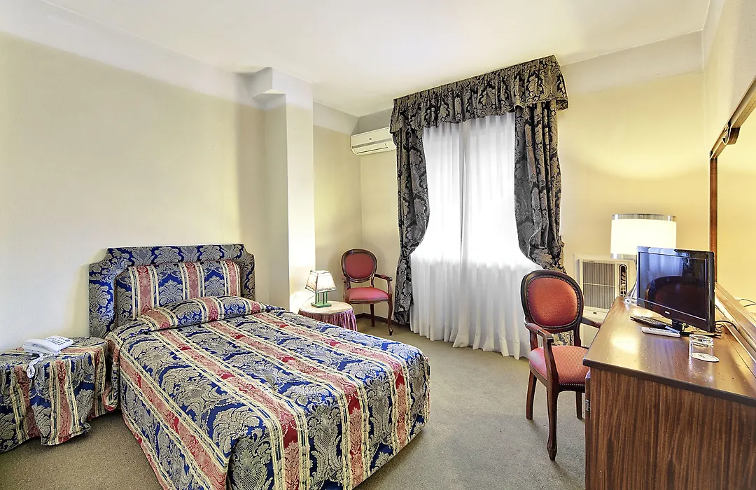 Colonna Palace Hotel Mediterraneo-1