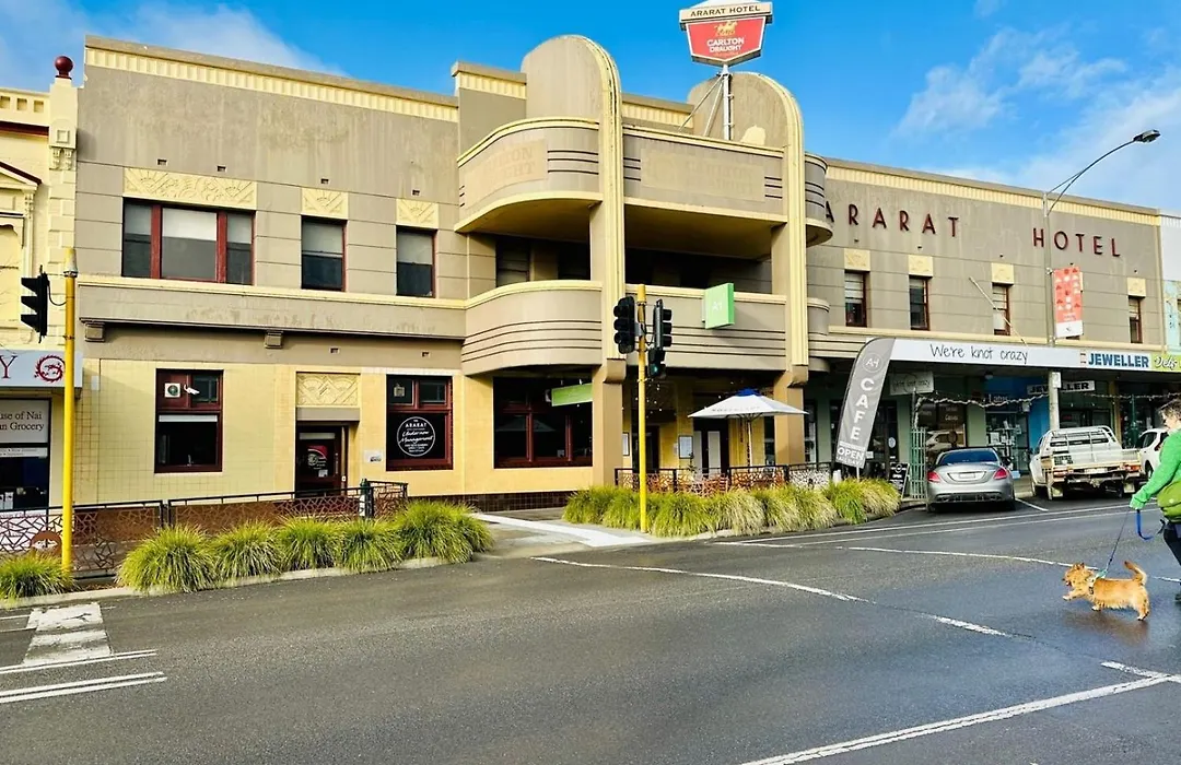 Ararat Hotel-1