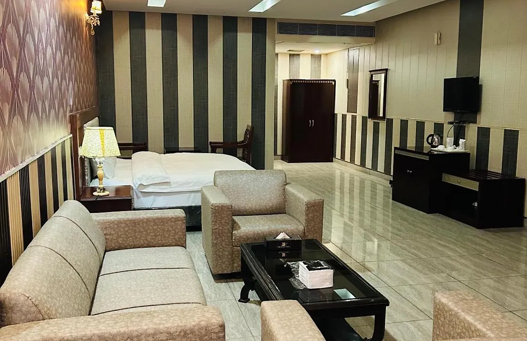 Hotel Inder Paradise-1