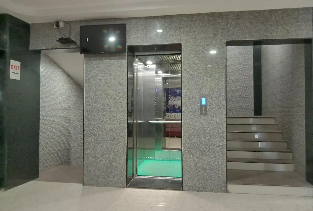 Hotel Radha Krishna-1