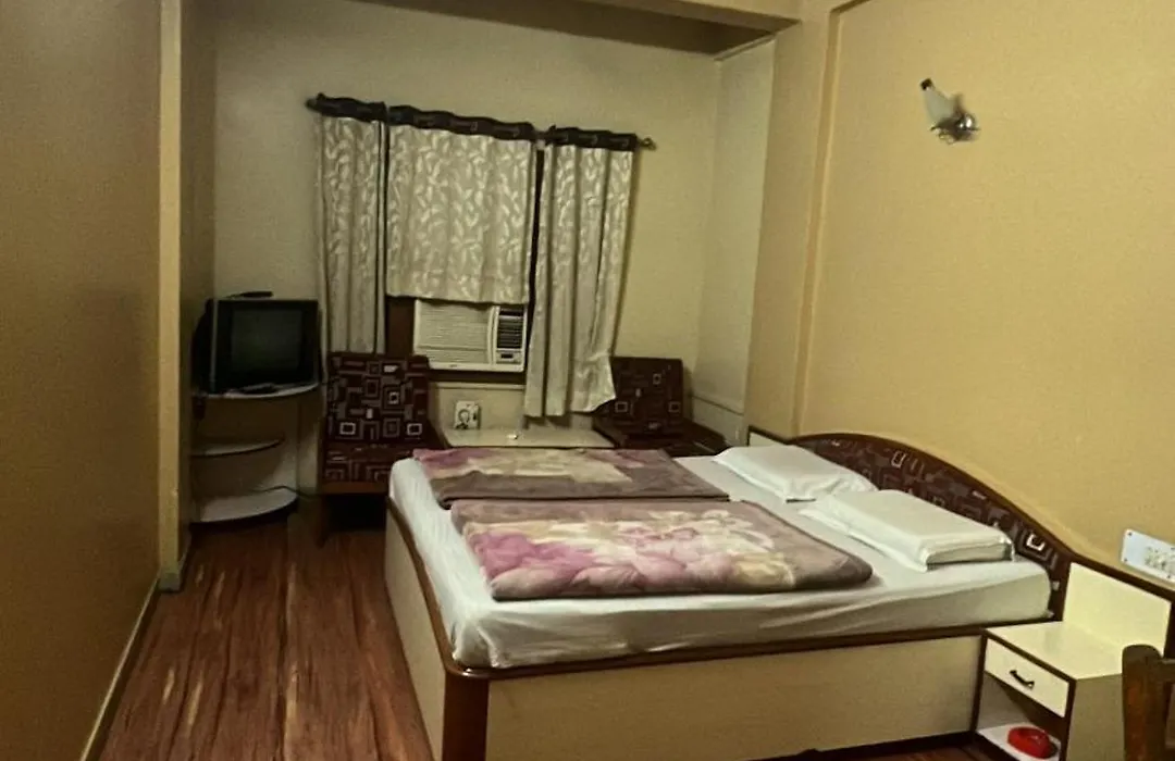 Hotel Surya-1
