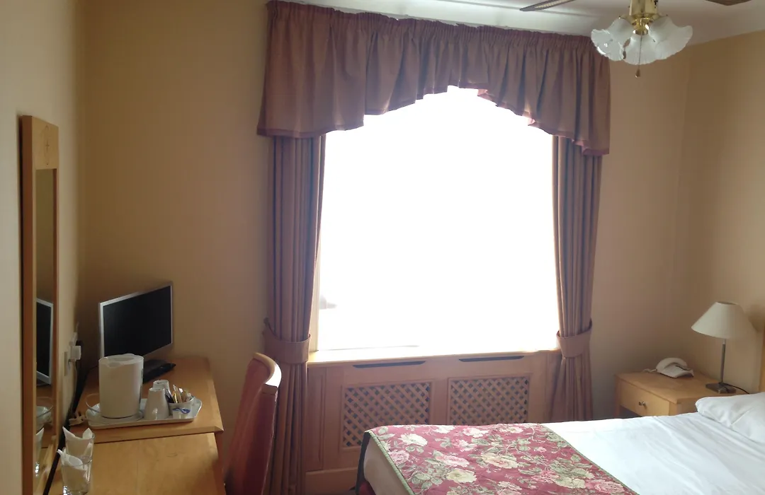 Troy Hotel-1