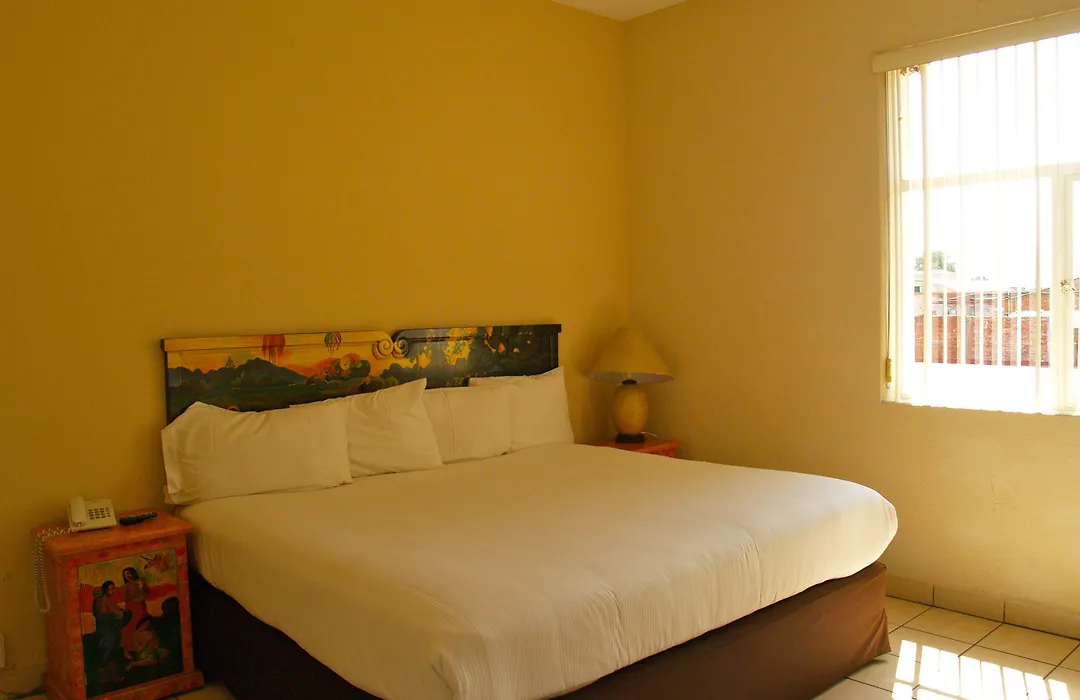 Hotel & Suites Galeria-1