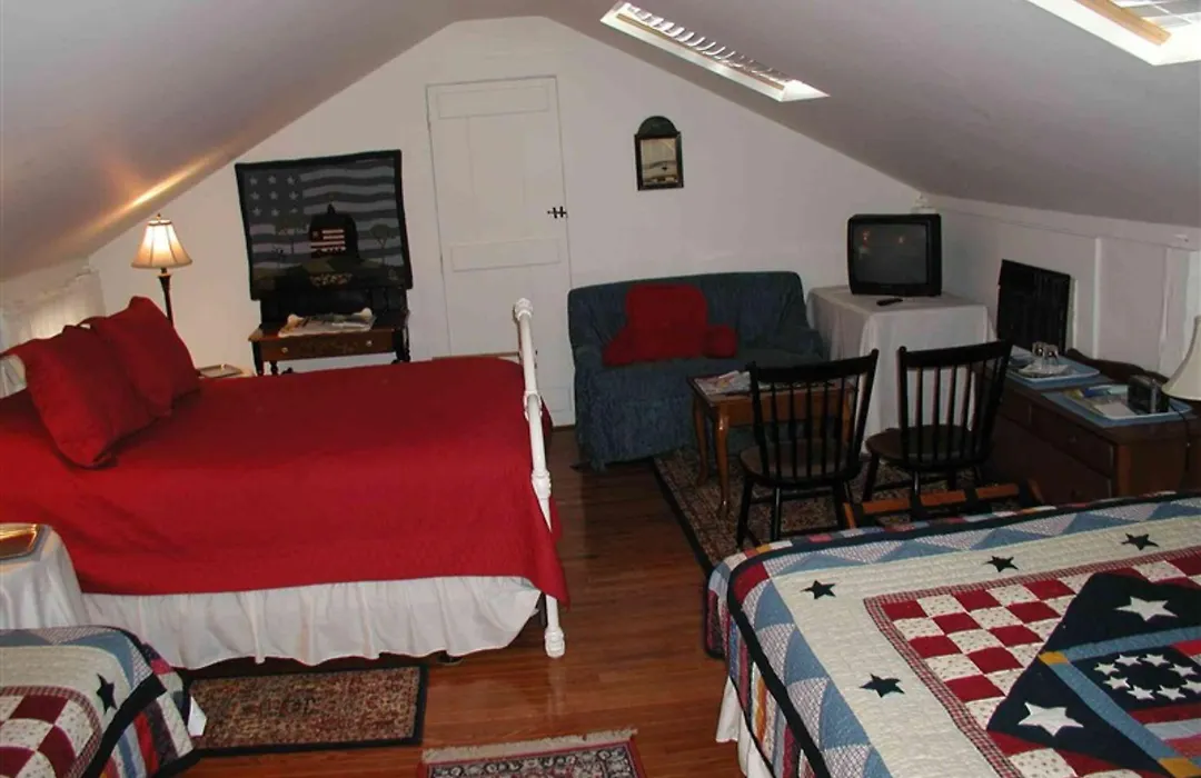 Pepper House Inn-1