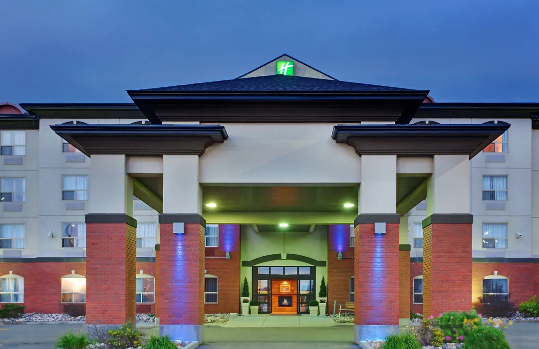 Holiday Inn Express Hotel & Suites Sherwood Park-Edmonton Area By Ihg-1