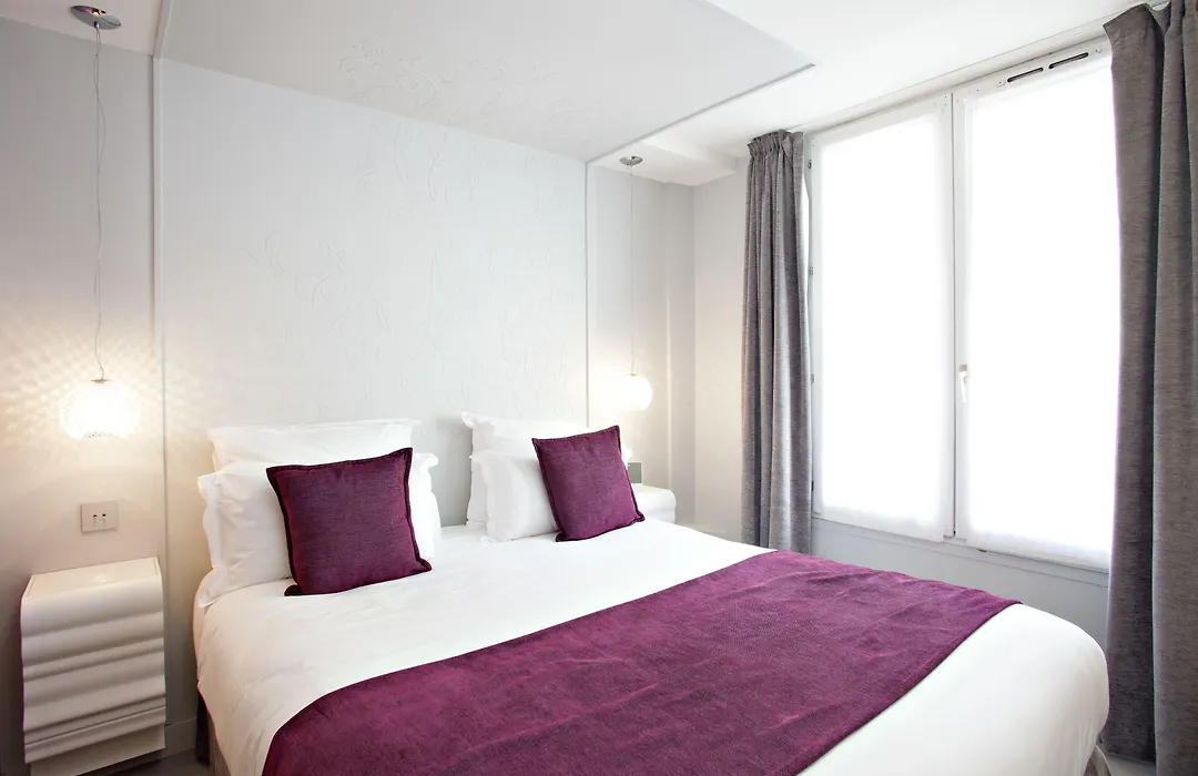 Hotel Elysee Secret-1