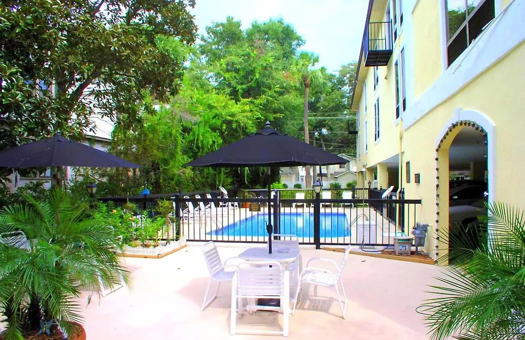 St. Simons Inn-1