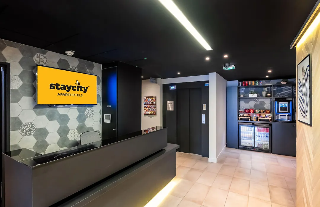 Staycity Aparthotels Paris Gare De L'Est-1