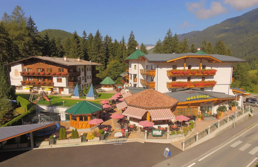 Aktivhotel Waldhof-1
