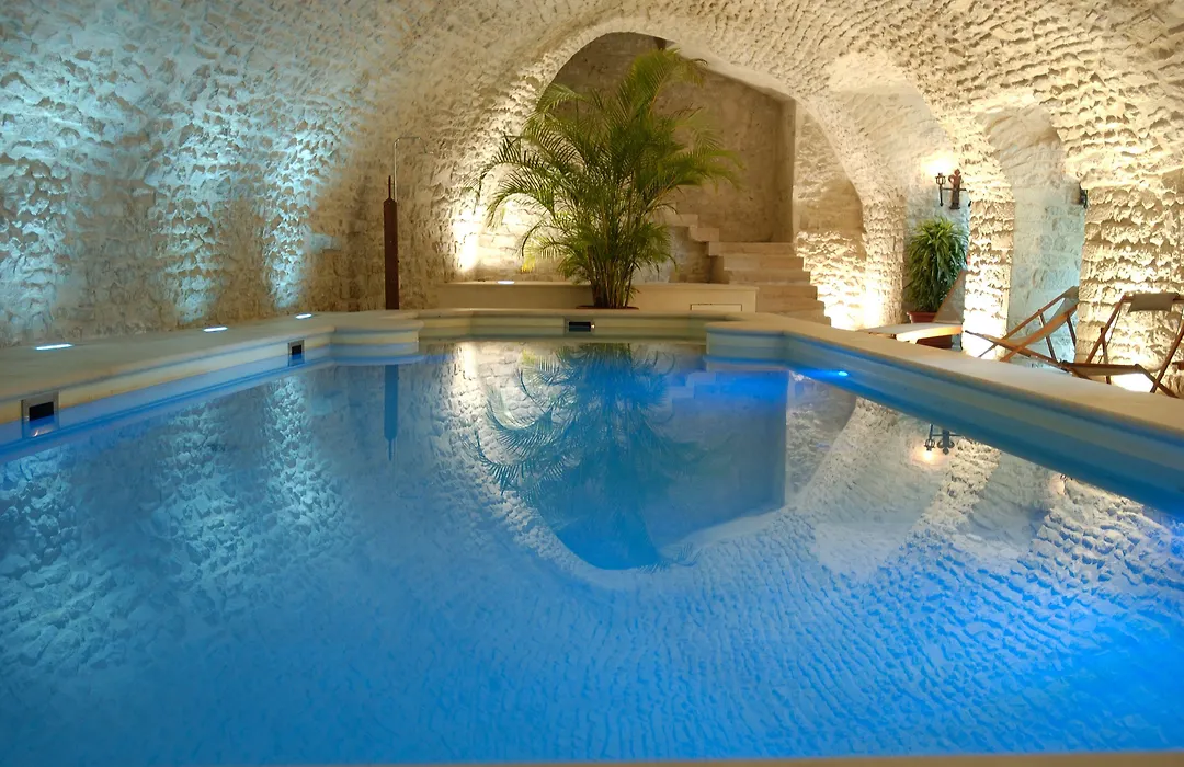 Chateau De Vault De Lugny-1
