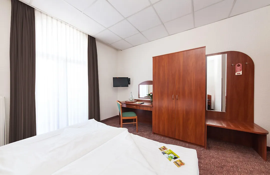 Hotel Hamburg Stadtzentrum-1