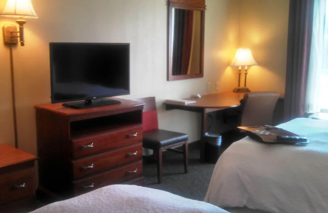 Hampton Inn Greenwood-1