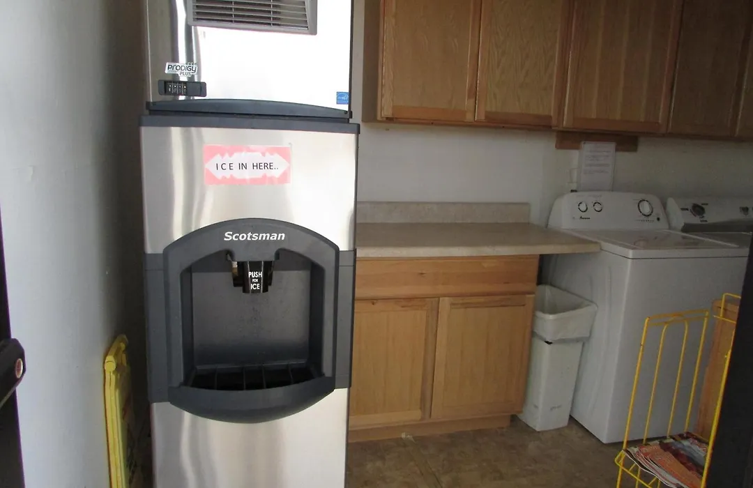 Douglas Inn & Suites, Blue Ridge, Ga-1