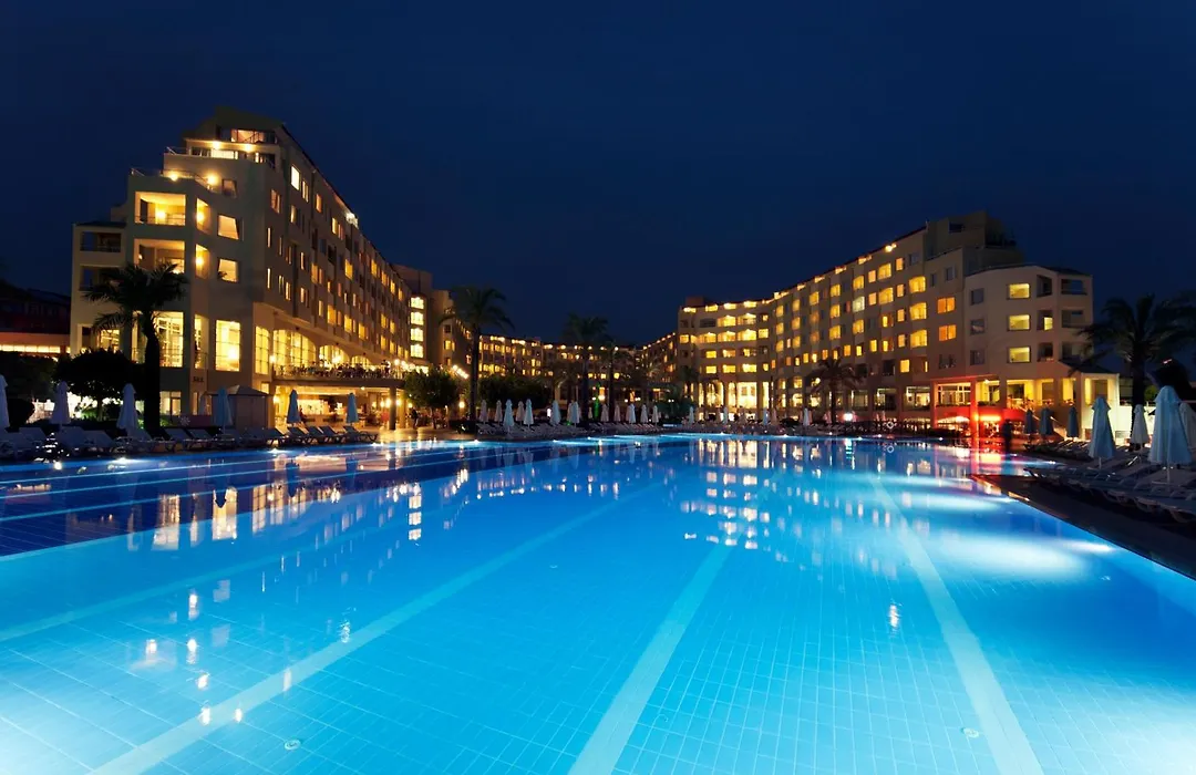 Selectum Family Resort Side-1