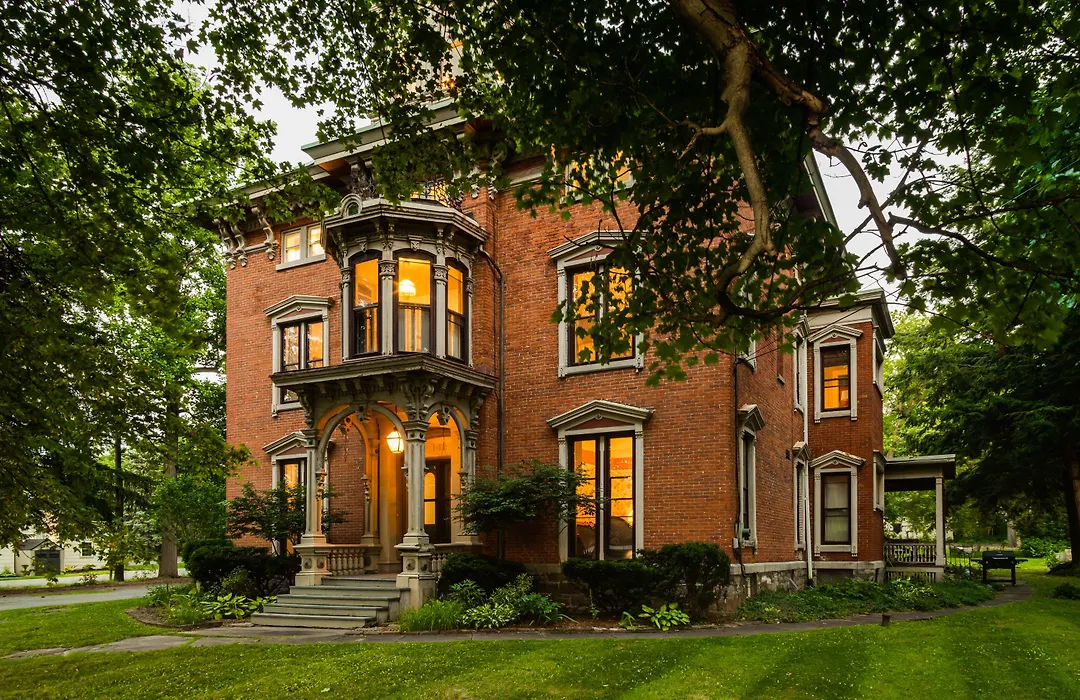 Rosemont Inn-1