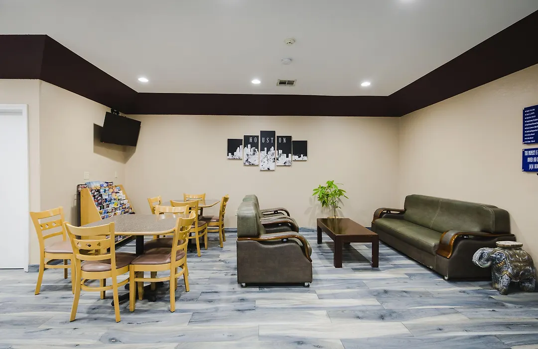 Sapphire Inn & Suites-1