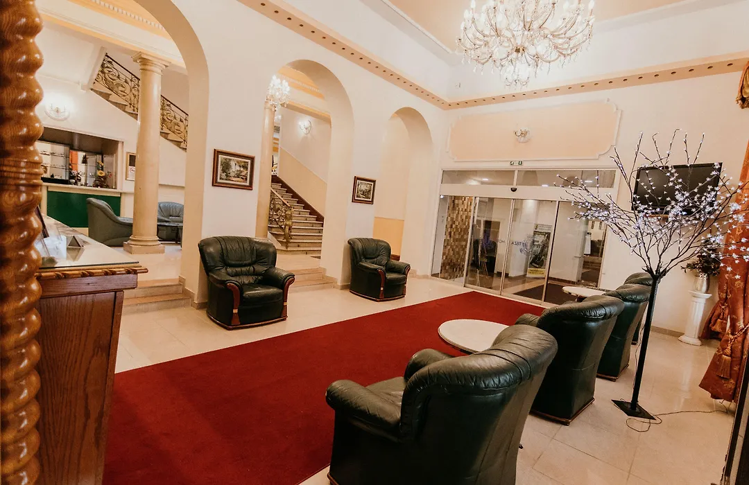 Tisza Hotel-1