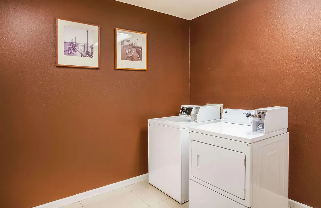 Days Inn & Suites By Wyndham Antioch-1
