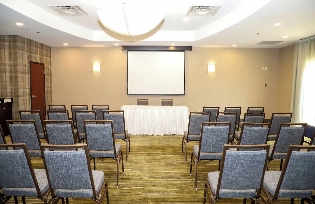 Courtyard By Marriott Toronto Brampton-1