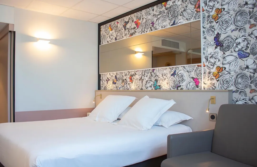 Brit Hotel Nantes La Beaujoire - L'Amandine-1