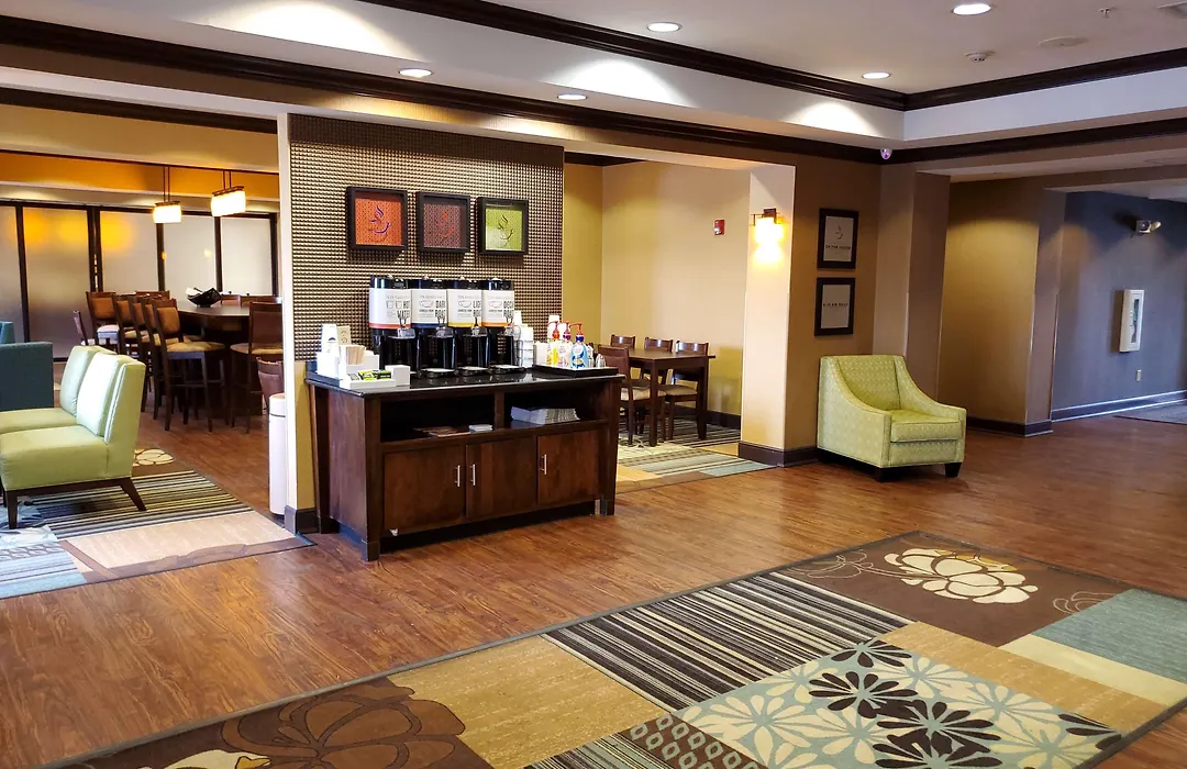 Hampton Inn Stow-1