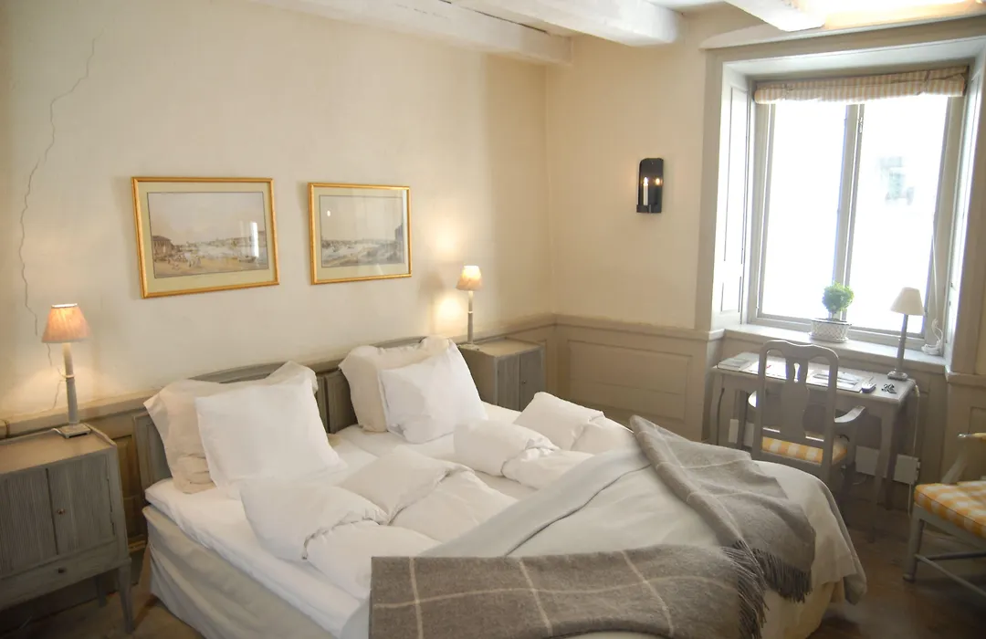 Hotel Sven Vintappare-1