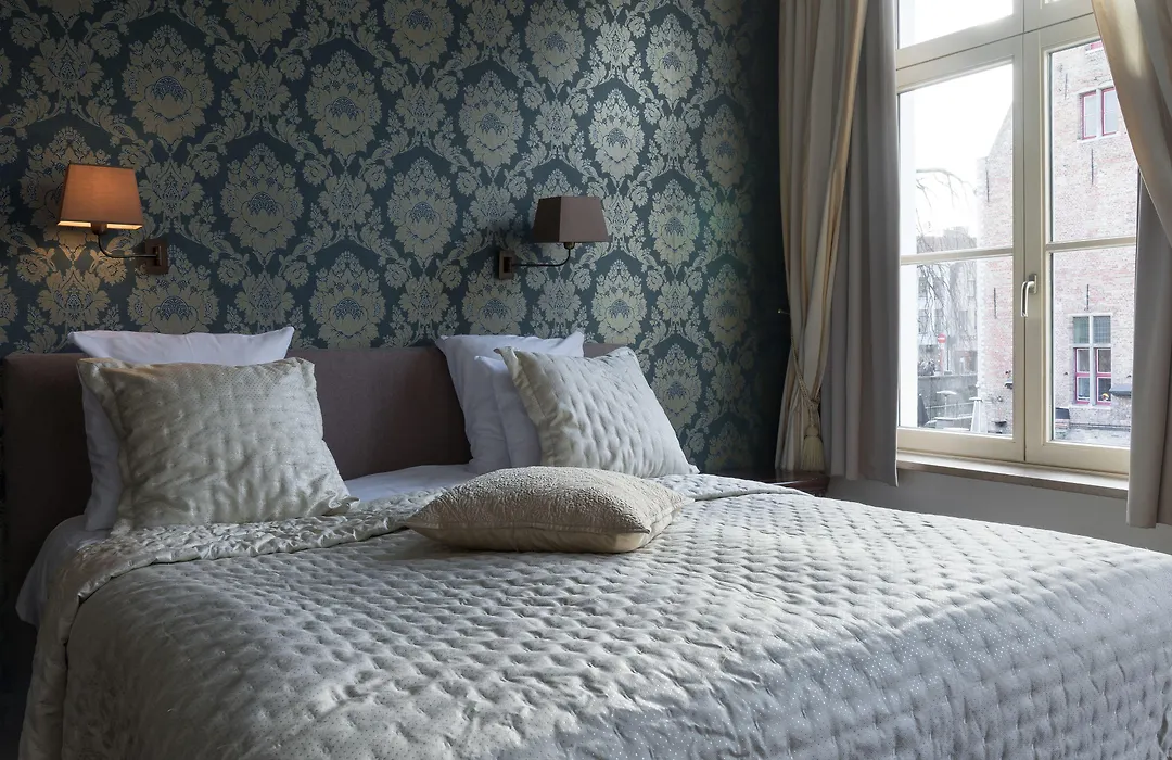 Hotel Duc De Bourgogne-1