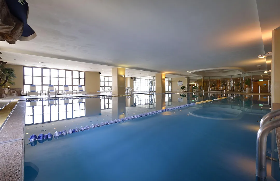 The Lees Hotel-1