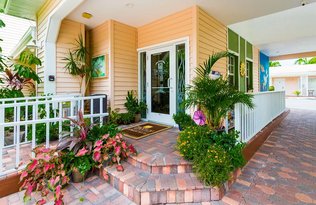 Tropical Beach Resorts - Sarasota-1