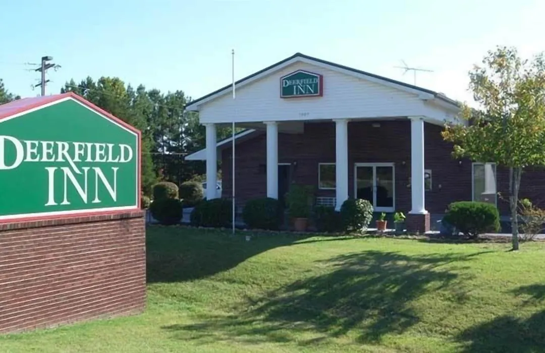 Deerfield Inn And Suites - Fairview-1