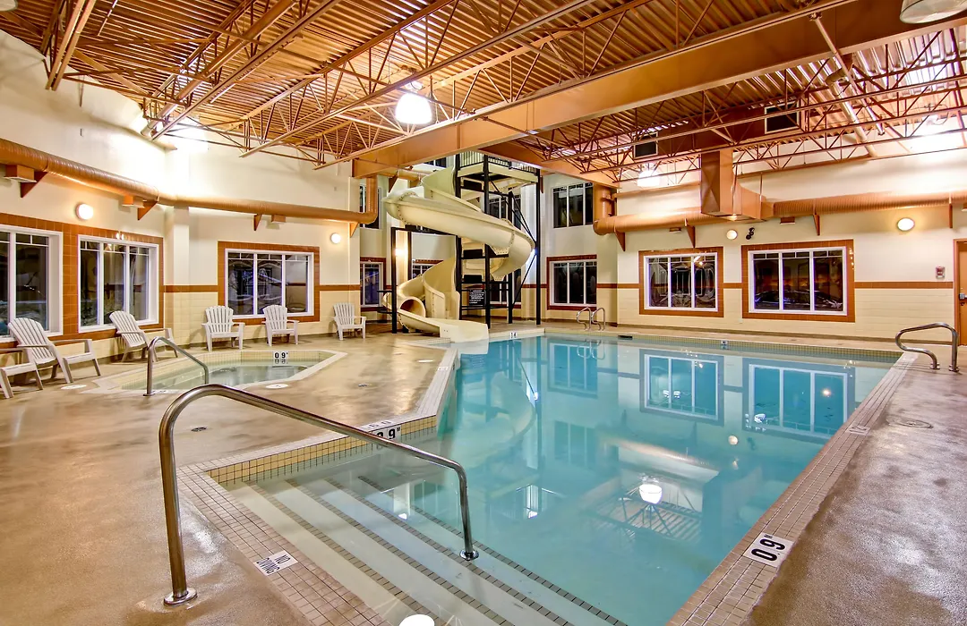 Ramada By Wyndham Ponoka-1