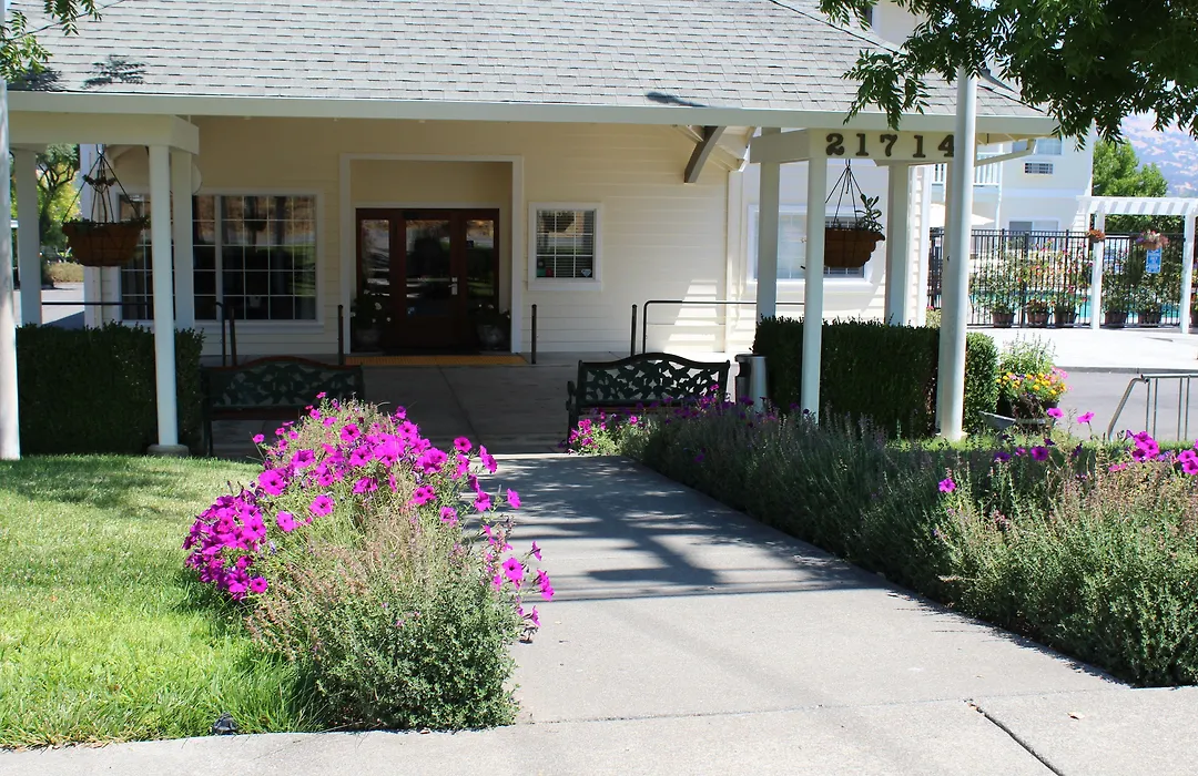 Geyserville Inn-1