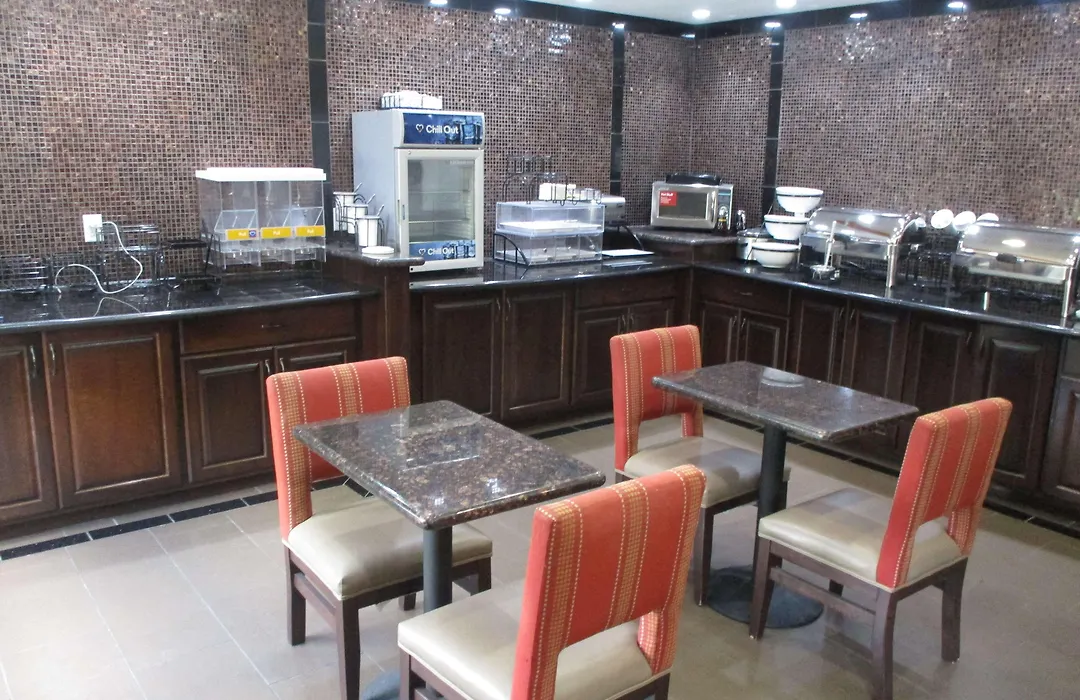 Best Western Emporia Inn-1