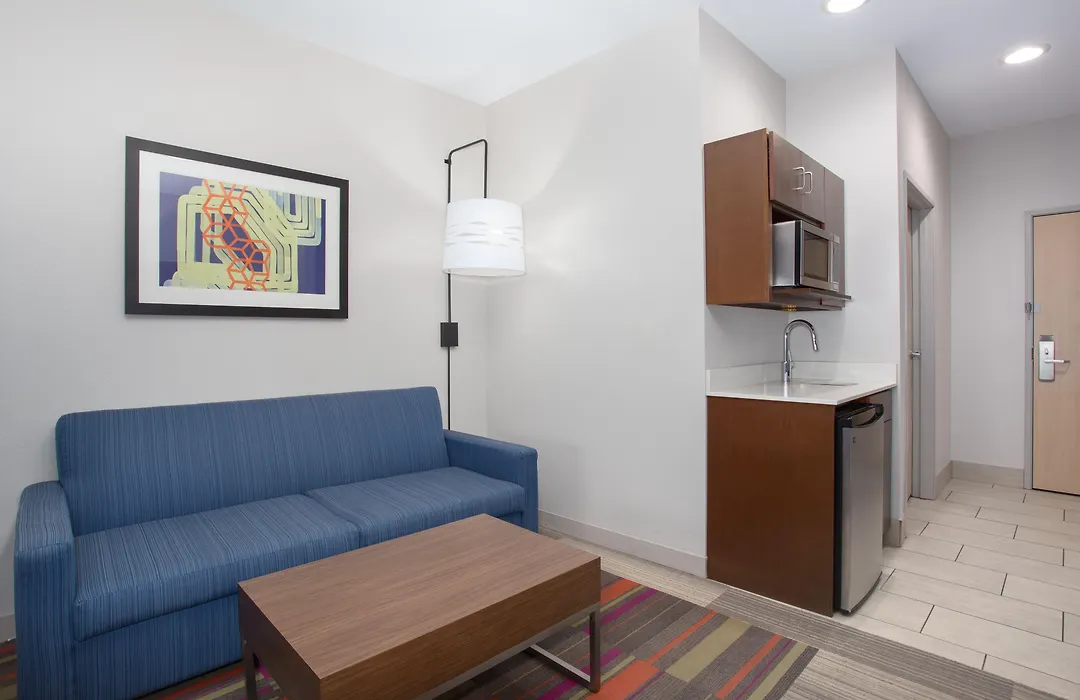Holiday Inn Express & Suites Amarillo By Ihg-1