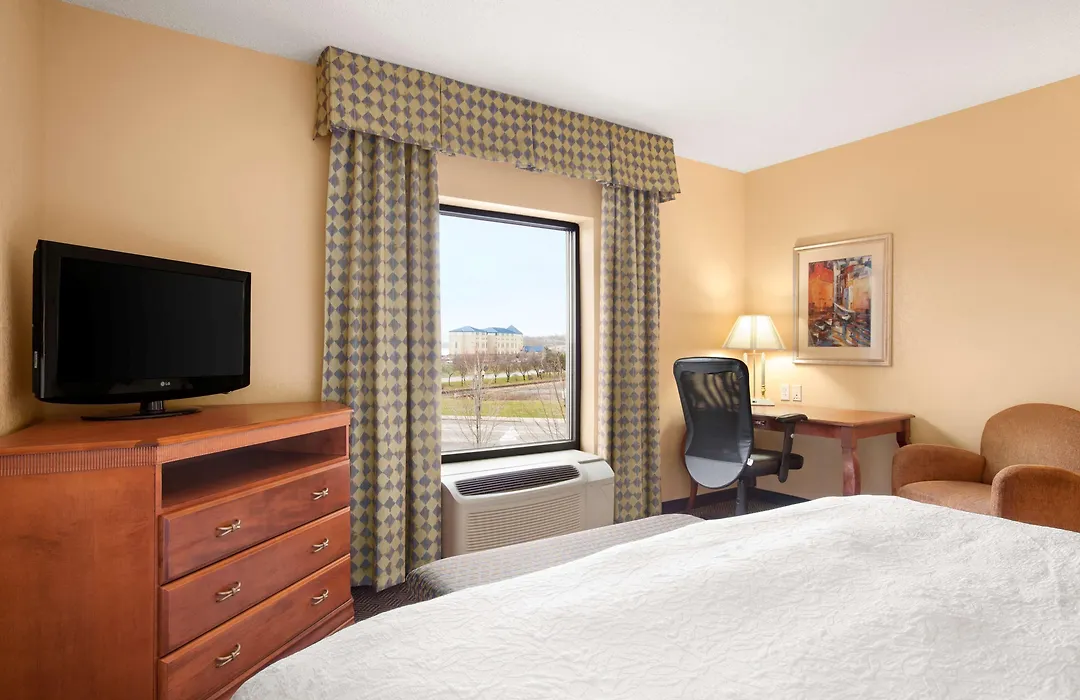 Hampton Inn Geneva-1