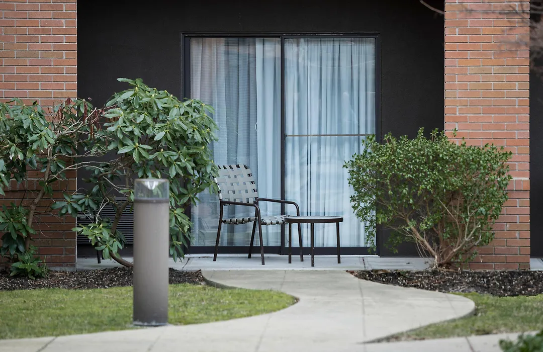 Courtyard By Marriott West Orange-1