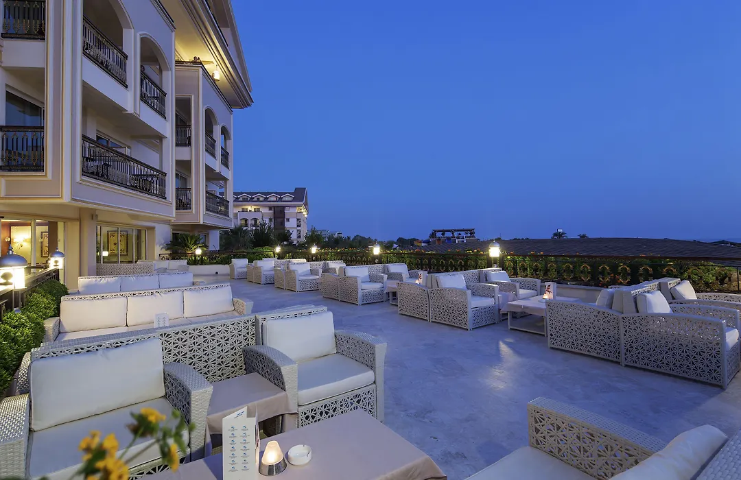 Crystal Palace Luxury Resort & Spa-1