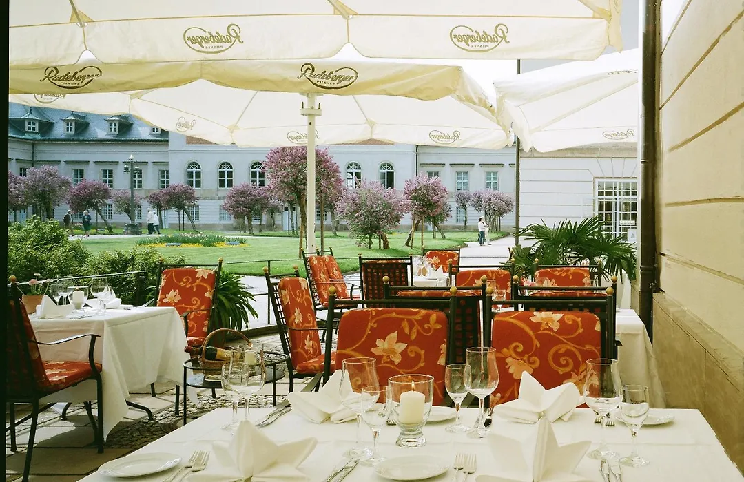 Schloss Hotel Dresden Pillnitz-1