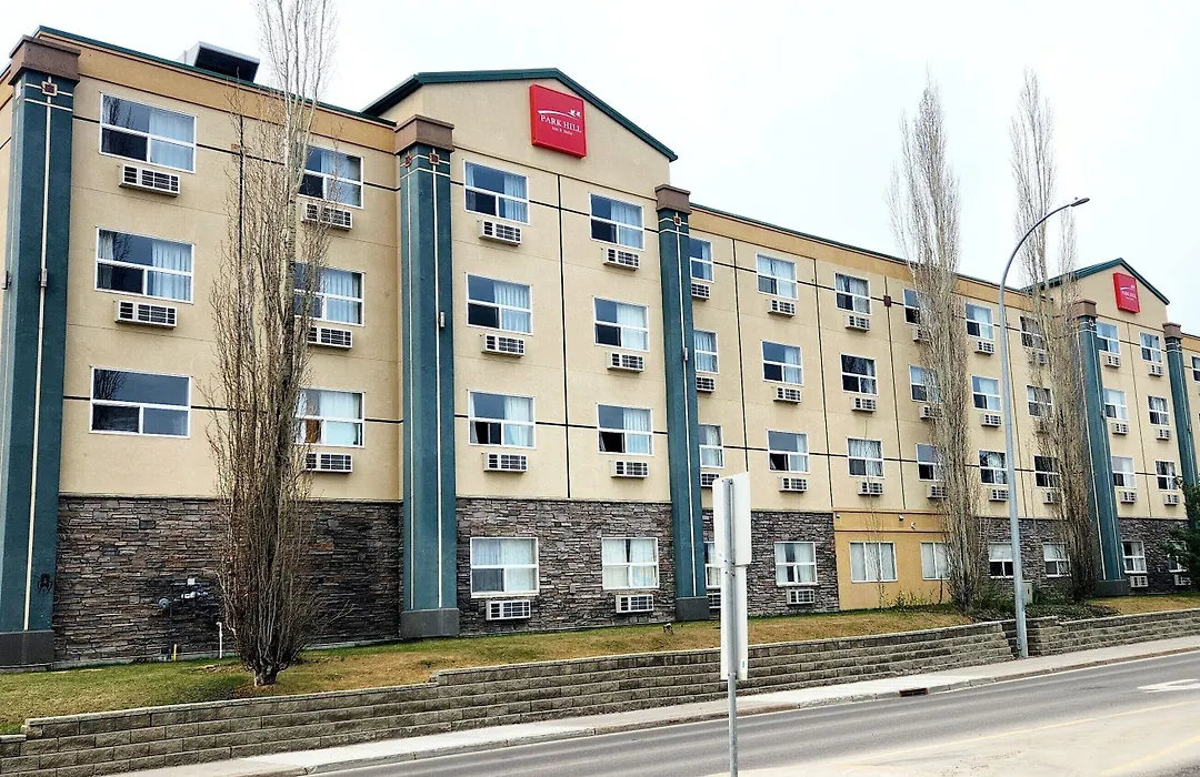 Super 8 By Wyndham Red Deer City Centre-1