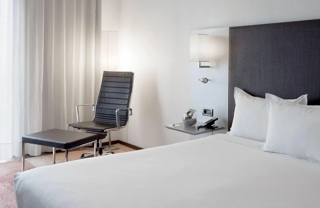 Ac Hotel Burgos By Marriott-1