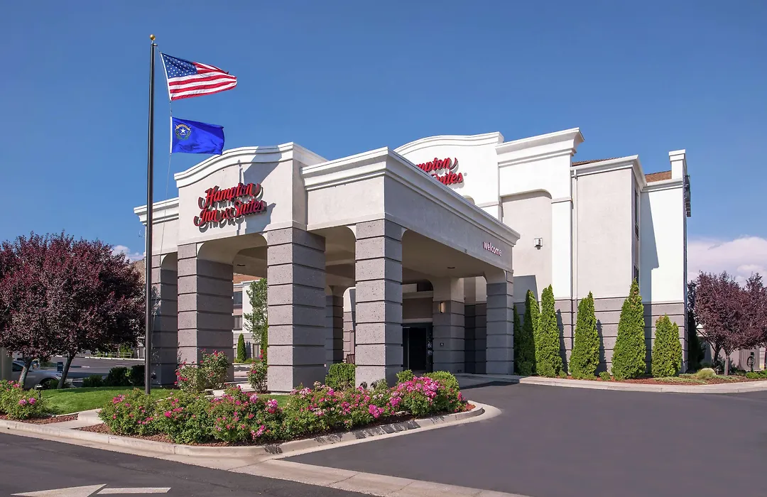 Hampton Inn & Suites Carson City-1