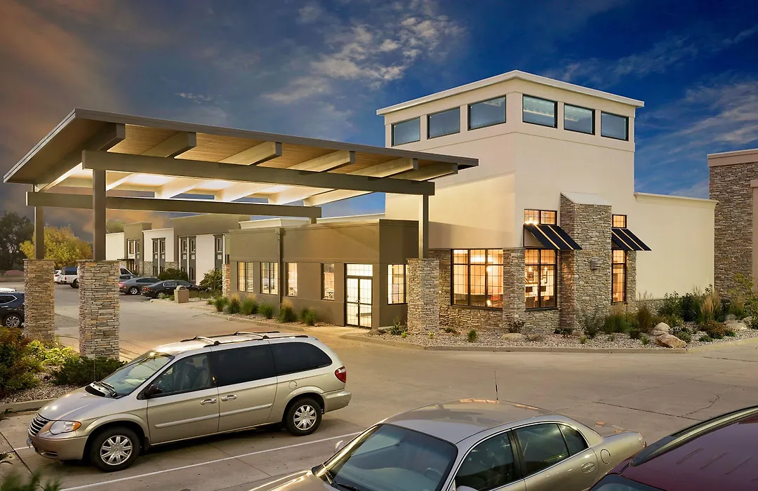 Dakotah Lodge Of Brookings-1