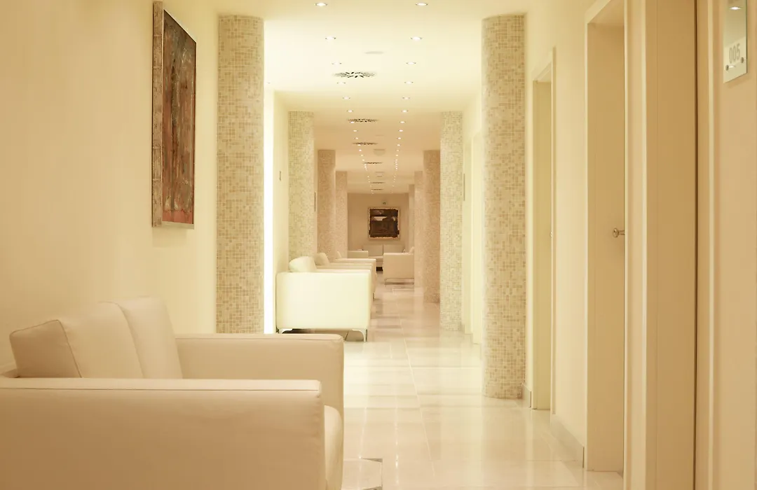Savoy Westend Hotel-1