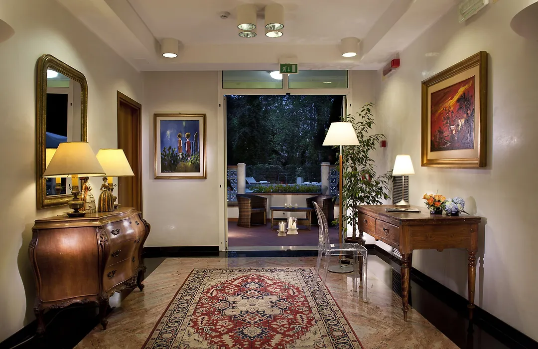 Astoria Suite Hotel-1