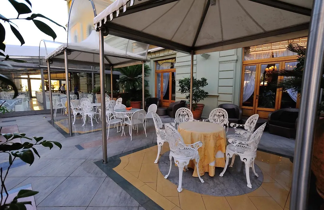 Grand Hotel Tettuccio-1