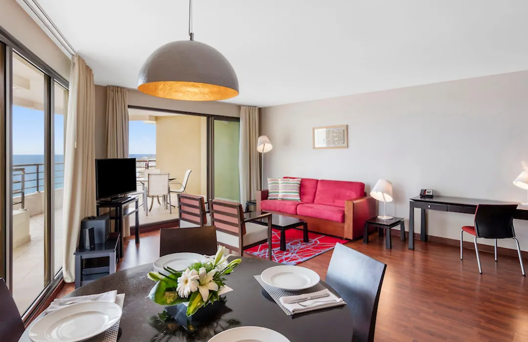 Ramada Hotel & Suites By Wyndham Noumea-1